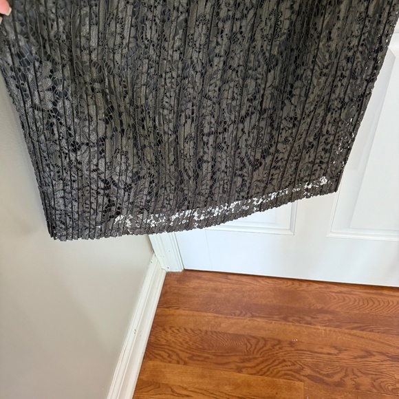 Banana Republic Lace Pleated Maxi Skirt dark green 45153 - Picture 5 of 13